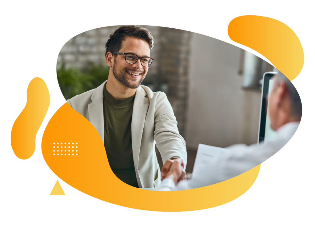 A guy shaking employer hand